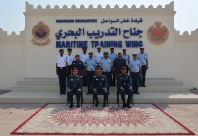 آمر الشئون القانونية يفتتح دورة السلامة البحرية السادسة عشر