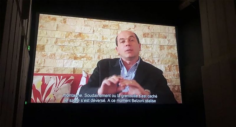 وزير خارجية فرنسا السابق هيرفي دو شاريت يشيد بفيلم "أبو سمبل“