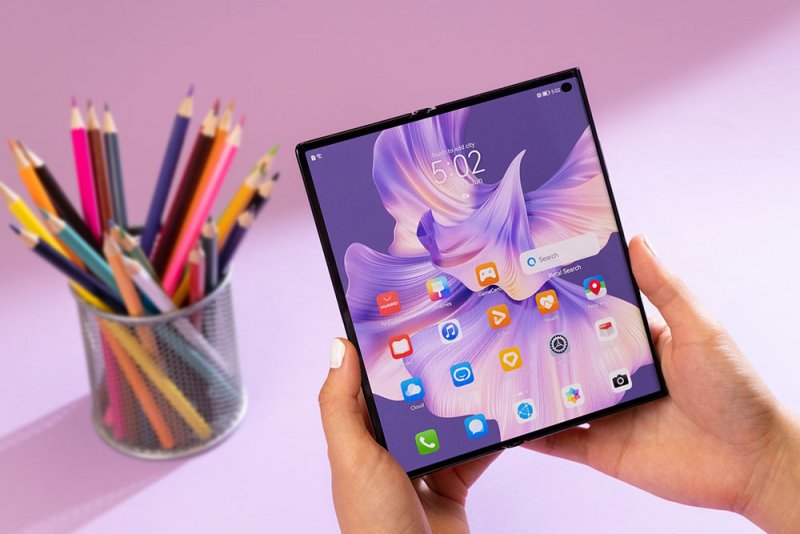 لماذا يعتبر  HUAWEI Mate Xs 2 الأفضل لعام 2022