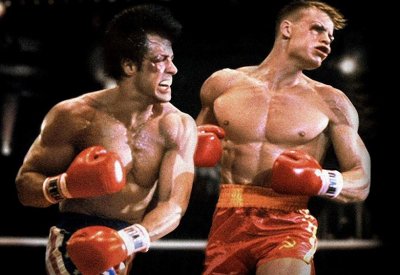 ستالون يطالب منتج “Rocky” بحقه في الأرباح