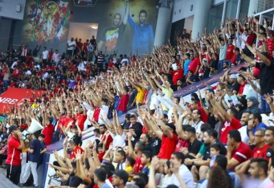 بالصور.. فرحة بحرينية بالوصول للنهائي الآسيوي