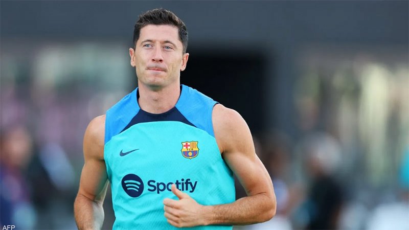 مباراة ليفاندوفسكي الأولى مع برشلونة.. هل تكون أمام الريال؟