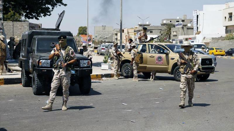 16 قتيلاً باشتباكات مجموعتين مسلحتين في ليبيا