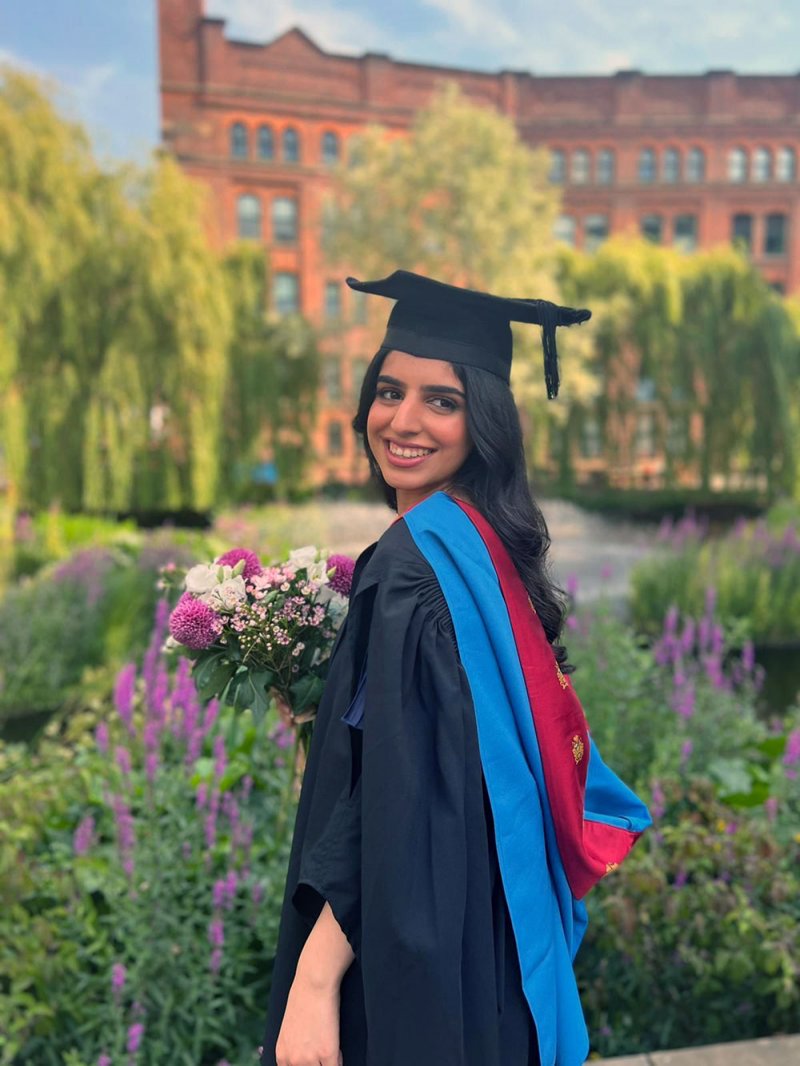 رزان محمد بهزاد تحصل على شهادة البكالوريوس من جامعة Manchester Metropolitan University