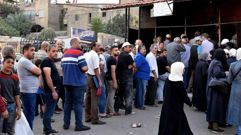 أزمة الرغيف في لبنان بين طوابير الخبز وإذلال المواطن