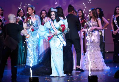 المغربية مروة الحلو تتوج على عرش جمال العرب بأميركا