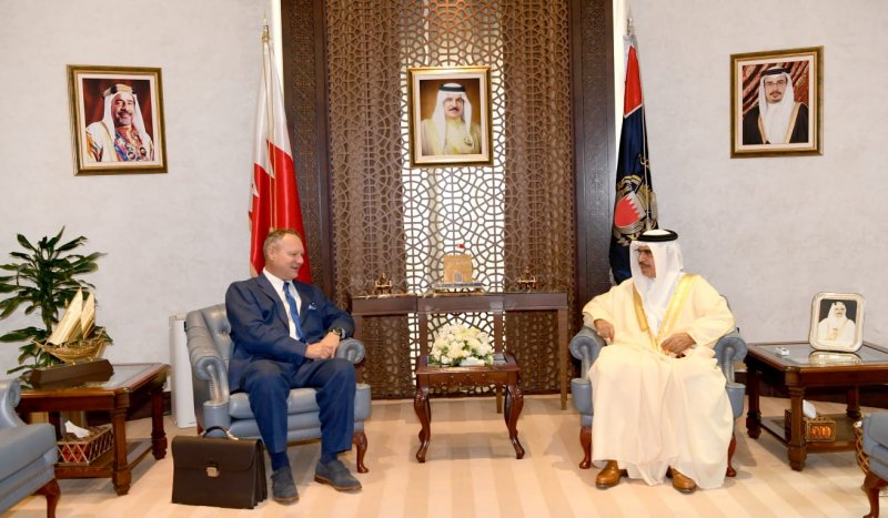معالي وزير الداخلية يستقبل سفير النمسا المعتمد لدى البحرين بمناسبة تعيينه