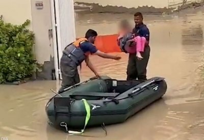 الإمارات.. استجابة سريعة للسيول والأمطار الغزيرة ولا وفيات