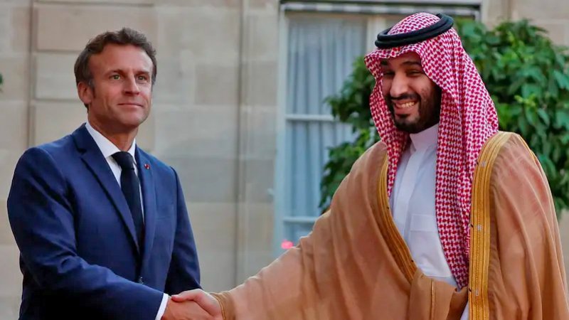 السعودية وفرنسا تؤكدان ضرورة التقييم المستمر للتهديدات بالمنطقة