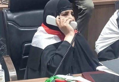 بالصور والفيديو: أنصار التيار الصدري في البرلمان العراقي