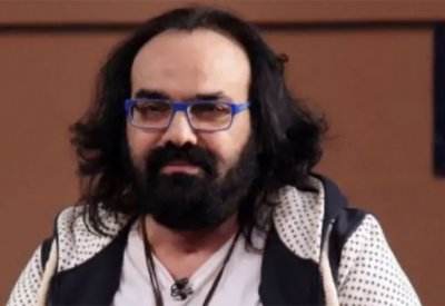 بسبب شاكوش.. مطرب يفتح النار على نقابة الموسيقيين بمصر