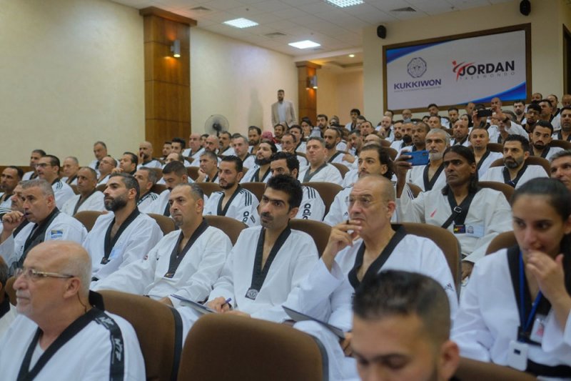 5 مدربين بحرينيين ينالون شهادة "الماستر " الدولية في رياضة التيكواندو