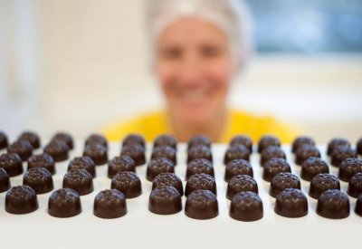 مطلوب متذوق للشوكولا براتب 5 دينار في الساعة!