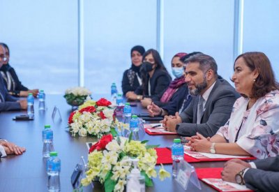 السفير المصري والجلاهمة يشهدان توقيع اتفاقية تنظيم مؤتمر المنامة الصحي بين البحرين ومصر