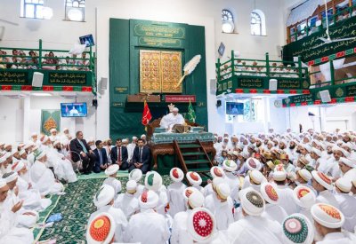 سفير مملكة البحرين لدى المملكة المتحدة يزور طائفة البهرة في لندن