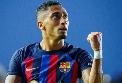 مالك ليدز يهدد بـ "فضح" برشلونة: ادفعوا أموال رافينيا