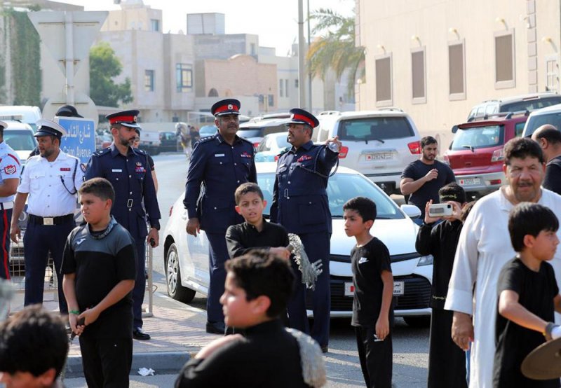 الأجهزة المعنية بوزارة الداخلية تواصل جهودها لتوفير الاحتياجات والأجواء الآمنة خلال موسم عاشوراء