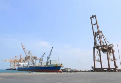 حكومة اليمن: الحوثيون نهبوا 150 مليار ريال من إيرادات النفط خلال الهدنة