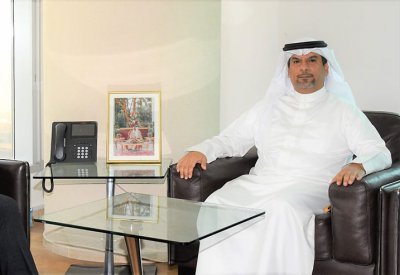 وزير النفط والبيئة يستقبل سفير ماليزيا