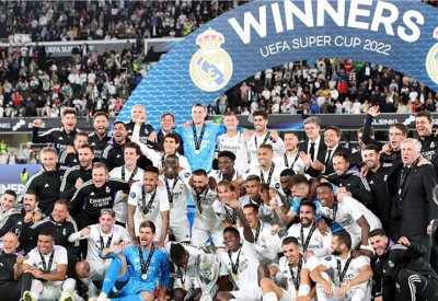 ريال مدريد بطلا للسوبر الأوروبي بثنائية في فرانكفورت