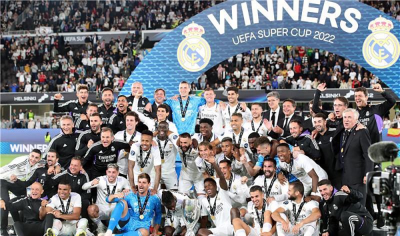 ريال مدريد بطلا للسوبر الأوروبي بثنائية في فرانكفورت