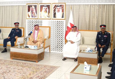 محافظ المحرق: الأخذ بكافة الملاحظات والبلاغات الأمنية بعين الإعتبار
