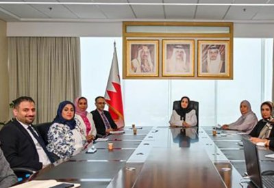 سعادة وزيرة الصحة تستقبل جمعية الأطباء البحرينية