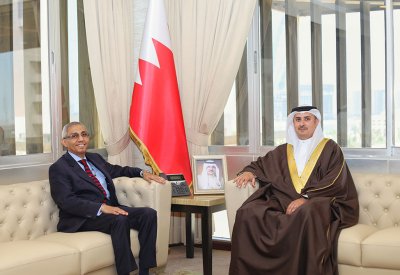 وزير العدل يستقبل السفير المصري لدى مملكة البحرين