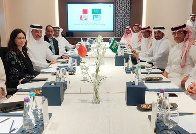 حميدان يقوم بزيارة للسعودية ويطلع على تجربتها ومبادراتها في تطوير سوق العمل