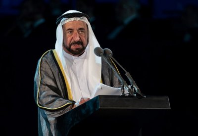 حاكم الشارقة يصدر رواية "سيرة سلاطين كلوة"