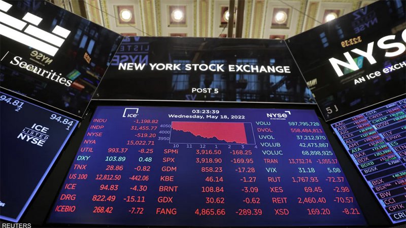 المؤشرات الأميركية تتراجع بسبب بيانات الصين ومخاوف النمو