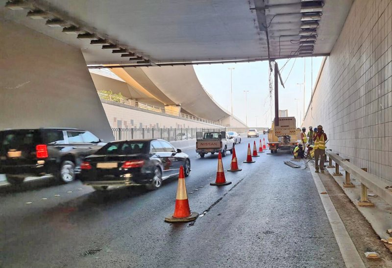 صيانة سريعة.. سيتم إعادة فتح المسار الأيمن من نفق أم الحصم