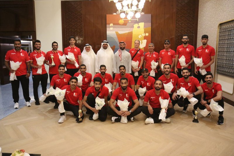 عيسى بن علي في مقدمة مستقبلي منتخب الطائرة ثالث آسيا