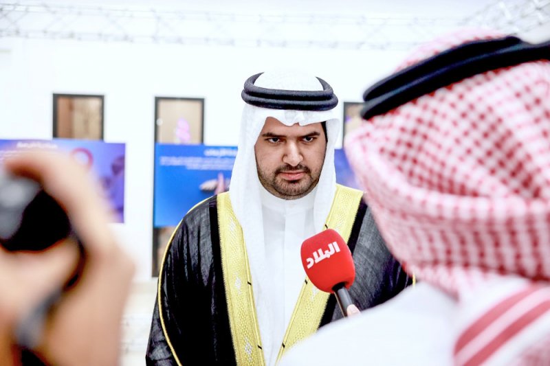 سمو الشيخ عيسى بن علي لـ"البلاد": ترجمة دعم المشاريع على أرض الواقع