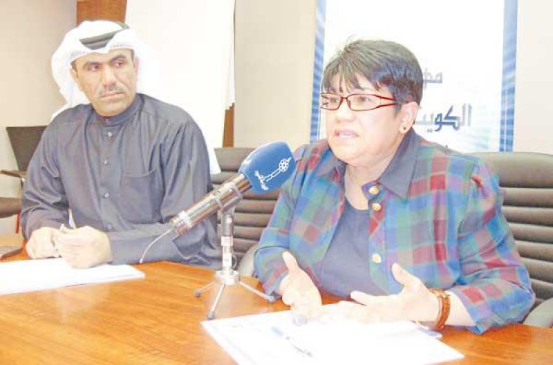 كلثوم أمين في لجنة تحكيم مهرجان عشيات طقوس المسرحية