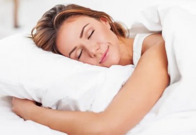 اختر واحدا من 6 علاجات طبيعية للأرق ونم مسترخيا الليلة