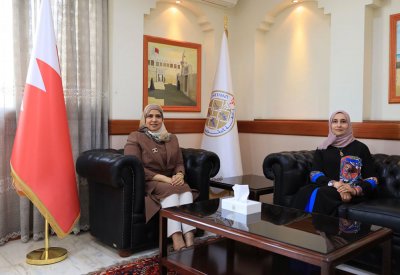 رئيسة جامعة البحرين تستقبل الوكيل المساعد للإستراتيجيات والأداء