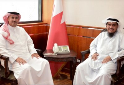 رئيس جهاز الخدمة المدنية يستقبل وزير العدل والشئون الإسلامية والأوقاف