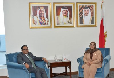 وزيرة الصحة تبحث مجالات التعاون الصحي المشترك مع السفير الماليزي