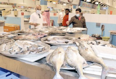 شح في الأسماك وارتفاع في الأسعار بالسوق المركزية