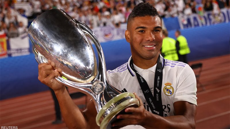 كاسيميرو يودع ريال مدريد.. والوجهة "أولد ترافورد"