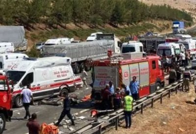 حادث سير مروع في تركيا.. يحصد 15 قتيلاً