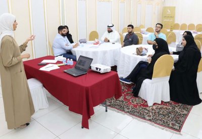 حوراء مرهون تقدم ورشة أثر الكلمة