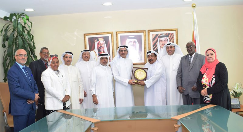 العصفور يستعرض تجربة البحرين في توفير الحماية الاجتماعية للمتقاعدين وكبار المواطنين