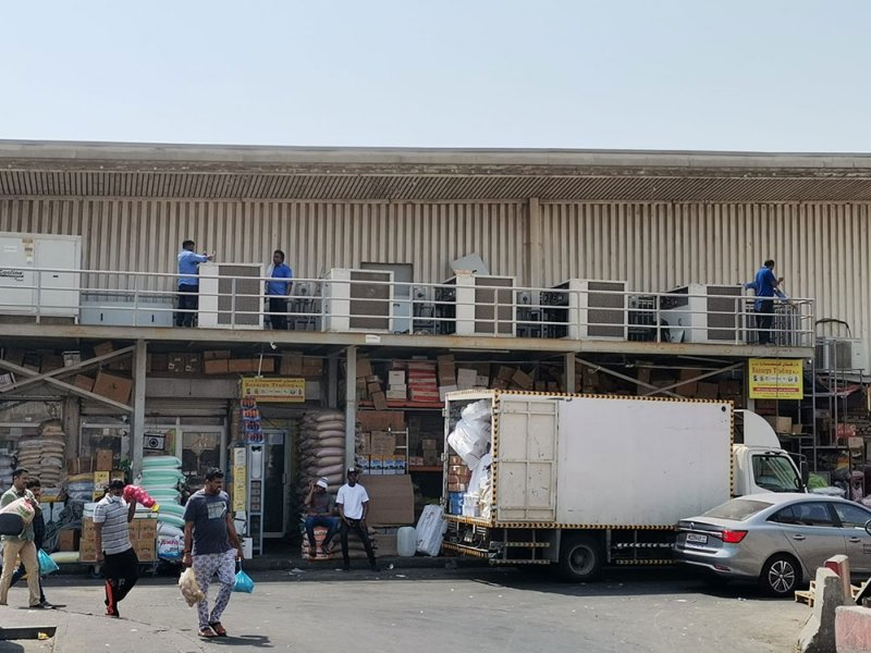 بالصور: صيانة عاجلة لـ 66 وحدة تكييف في المنامة المركزي
