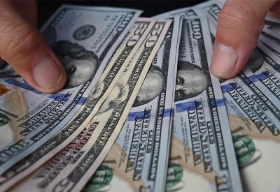 عائدات النفط ترفع الاحتياطي النقدي بالعراق لـ 80 مليار دولار