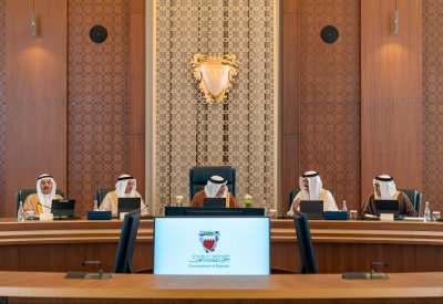 مجلس الوزراء يشيد بتدشين مشروع بناء أول قمر صناعي بحريني بالكامل
