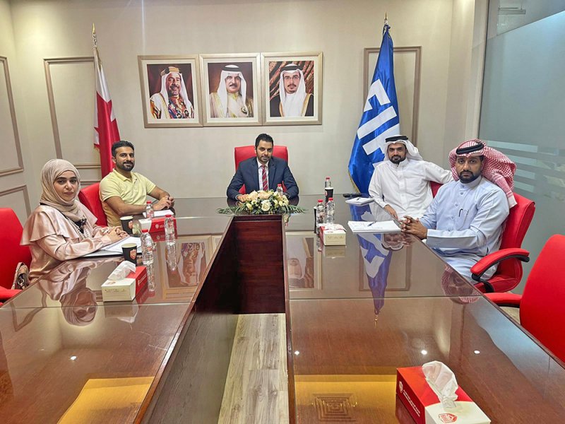 لجنة الرقابة والحوكمة بالاتحاد البحريني لكرة القدم تعقد اجتماعها الأول