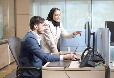 “تمكين” ومبادراتها المشرفة في دعم المرأة