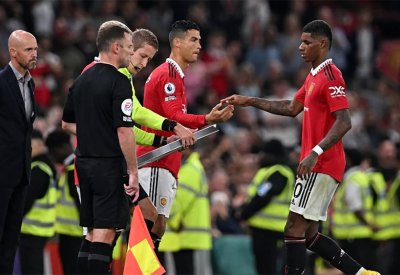 مدرب مانشستر يونايتد يقول كلمته.. ويكشف مصير رونالدو